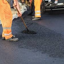 Driveway Snow Removal Preparation in Lawtey, FL